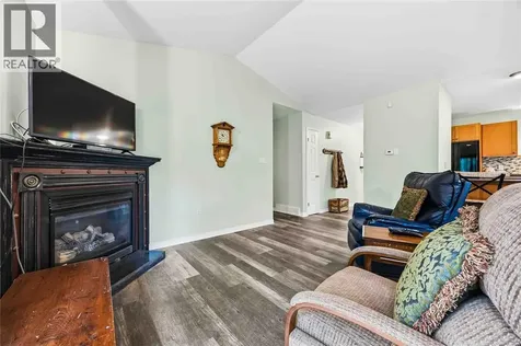 10158 Victoria Street Lambton Shores ON N0M 2L0