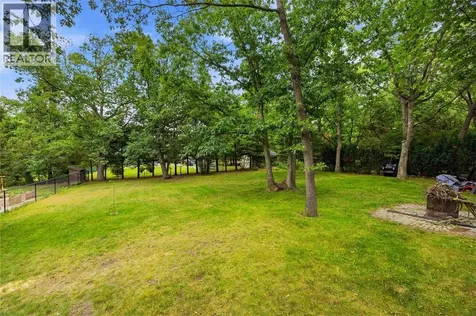 10158 Victoria Street Lambton Shores ON N0M 2L0