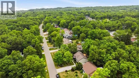 10158 Victoria Street Lambton Shores ON N0M 2L0