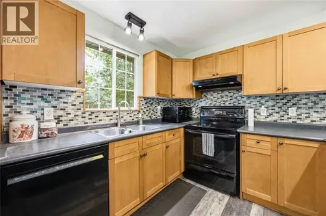 10158 Victoria Street Lambton Shores ON N0M 2L0