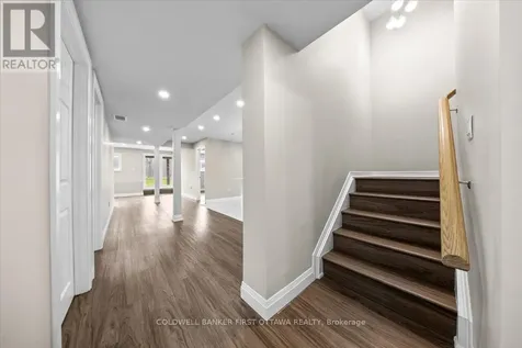 118 Culloden Crescent Ottawa ON K2J 5Z9