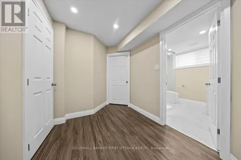 118 Culloden Crescent Ottawa ON K2J 5Z9