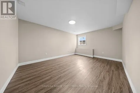 118 Culloden Crescent Ottawa ON K2J 5Z9