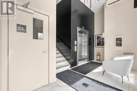 110 Cortile Private Ottawa ON K1V 2S8