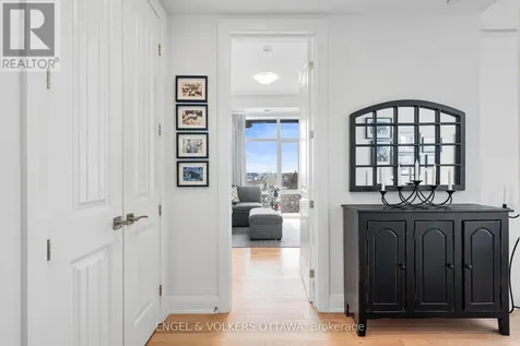 110 Cortile Private Ottawa ON K1V 2S8