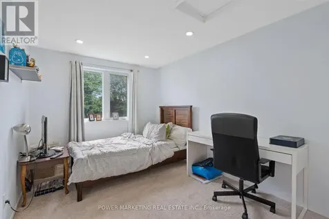 10 Bujold Court Ottawa ON K2L 3N6