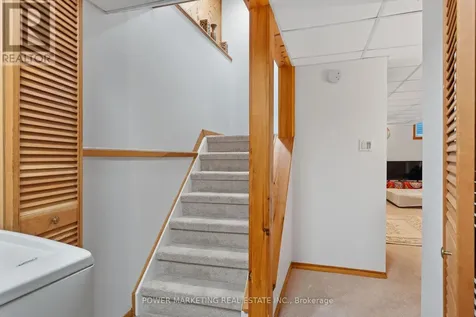 10 Bujold Court Ottawa ON K2L 3N6