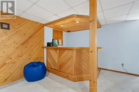 10 Bujold Court Ottawa ON K2L 3N6