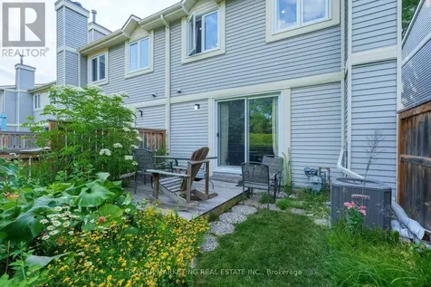 10 Bujold Court Ottawa ON K2L 3N6