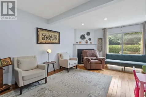 10 Bujold Court Ottawa ON K2L 3N6