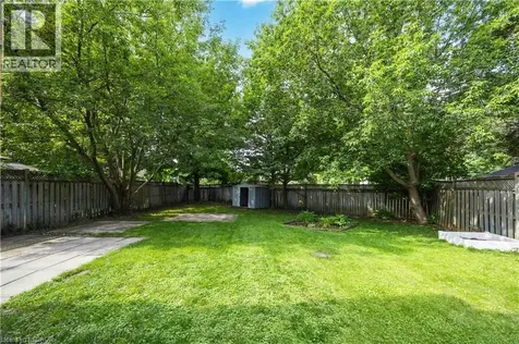 137 Stokely Crescent Whitby ON L1N 9S9
