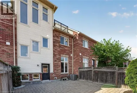 5203 Preservation Circle Mississauga ON L5M 7T3