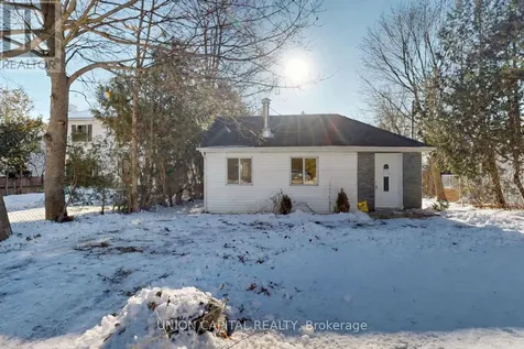 27 Connor Drive Whitchurch-stouffville ON L4A 2Z1