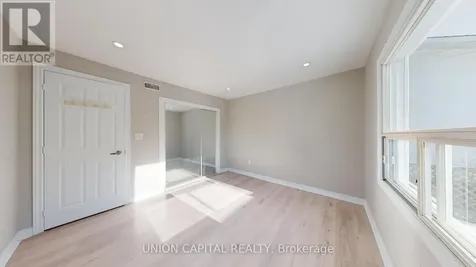 27 Connor Drive Whitchurch-stouffville ON L4A 2Z1