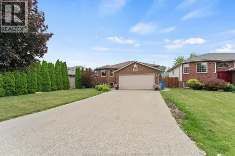421 Mclellan Amherstburg ON N9V 4C8