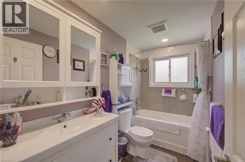 99 Highman Avenue Cambridge ON N1R 3M2