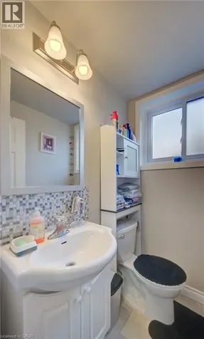 99 Highman Avenue Cambridge ON N1R 3M2