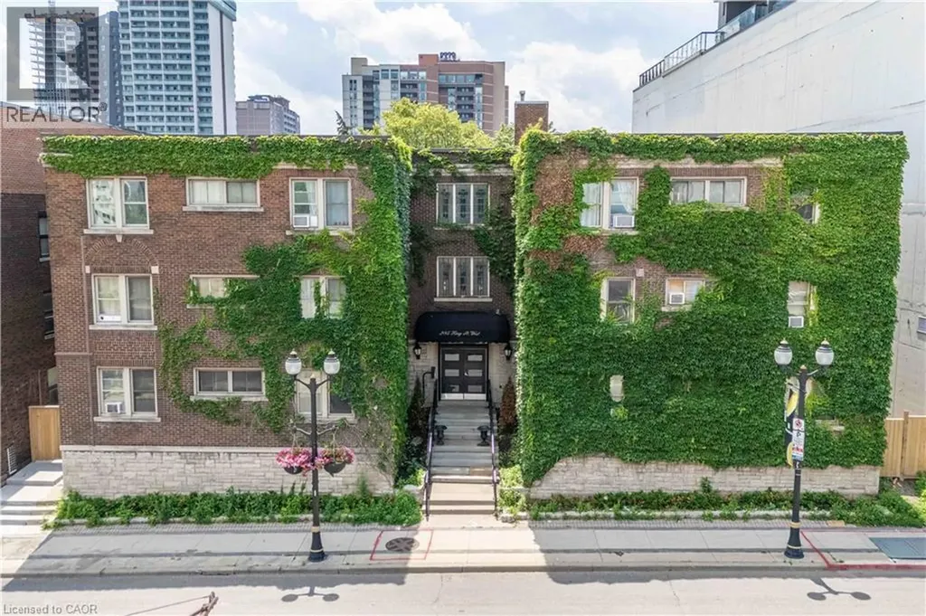 285 King Street West Hamilton ON L8P 1B2