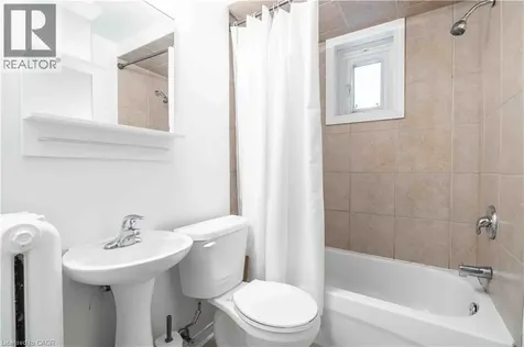 285 King Street West Hamilton ON L8P 1B2