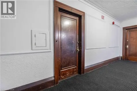 285 King Street West Hamilton ON L8P 1B2