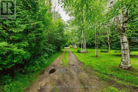 35 Georgian Manor Drive Collingwood ON L9Y 5P2