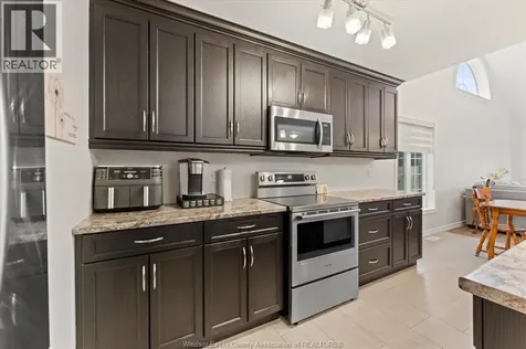 357 Boismier Avenue Lasalle ON N9J 0B7