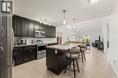 357 Boismier Avenue Lasalle ON N9J 0B7