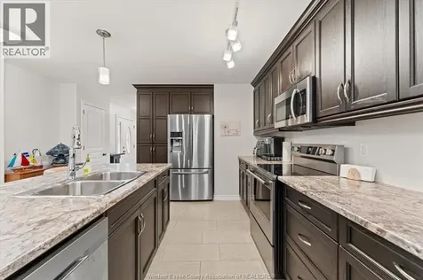357 Boismier Avenue Lasalle ON N9J 0B7
