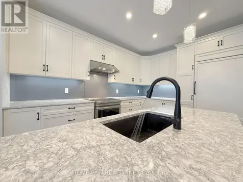 322 Lysander Place Ottawa ON K1K 4K7