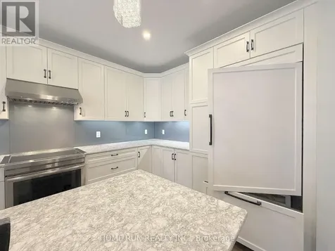 322 Lysander Place Ottawa ON K1K 4K7