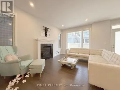 322 Lysander Place Ottawa ON K1K 4K7