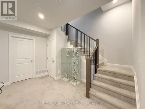 322 Lysander Place Ottawa ON K1K 4K7
