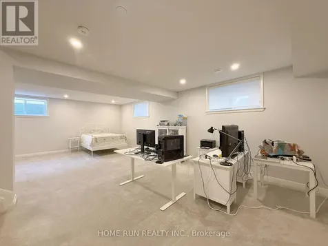 322 Lysander Place Ottawa ON K1K 4K7