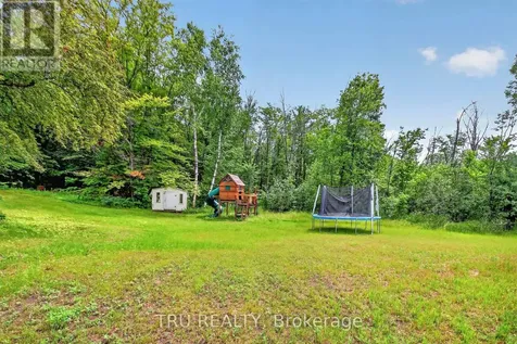 2376 Kinburn Sideroad Ottawa ON K0A 2H0