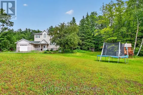 2376 Kinburn Sideroad Ottawa ON K0A 2H0