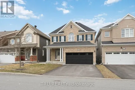 344 Sweetclover Way Ottawa ON K4A 1E6