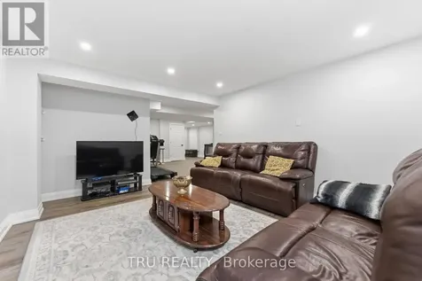 344 Sweetclover Way Ottawa ON K4A 1E6