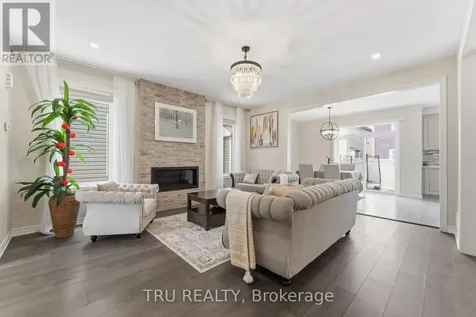 344 Sweetclover Way Ottawa ON K4A 1E6