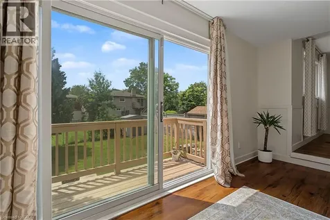 39 Southwood Drive Kitchener ON N2E 2E6