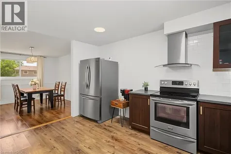 39 Southwood Drive Kitchener ON N2E 2E6