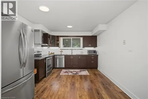 39 Southwood Drive Kitchener ON N2E 2E6