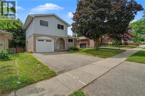 39 Southwood Drive Kitchener ON N2E 2E6