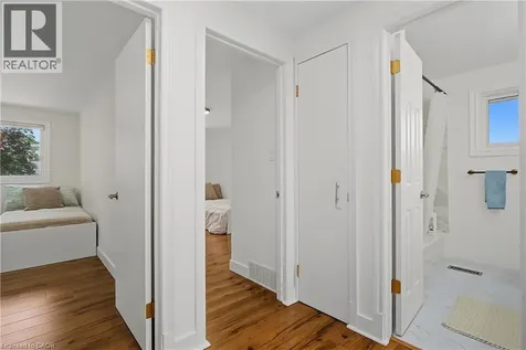 39 Southwood Drive Kitchener ON N2E 2E6