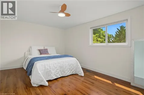 39 Southwood Drive Kitchener ON N2E 2E6
