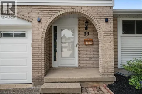 39 Southwood Drive Kitchener ON N2E 2E6