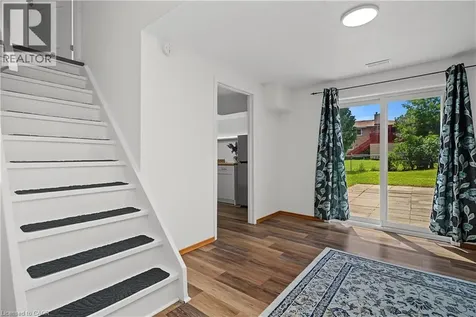39 Southwood Drive Kitchener ON N2E 2E6
