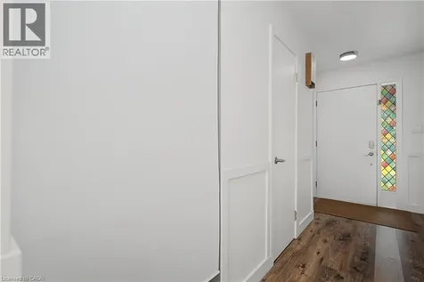 39 Southwood Drive Kitchener ON N2E 2E6