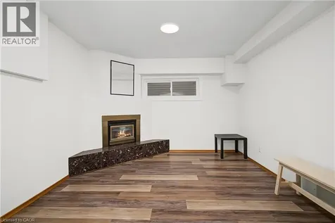 39 Southwood Drive Kitchener ON N2E 2E6