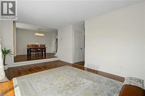 39 Southwood Drive Kitchener ON N2E 2E6