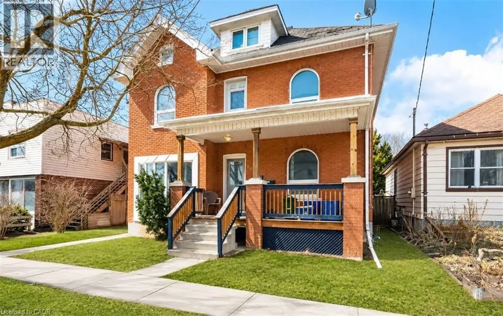 219 Erie Avenue Brantford ON N3S 2H1